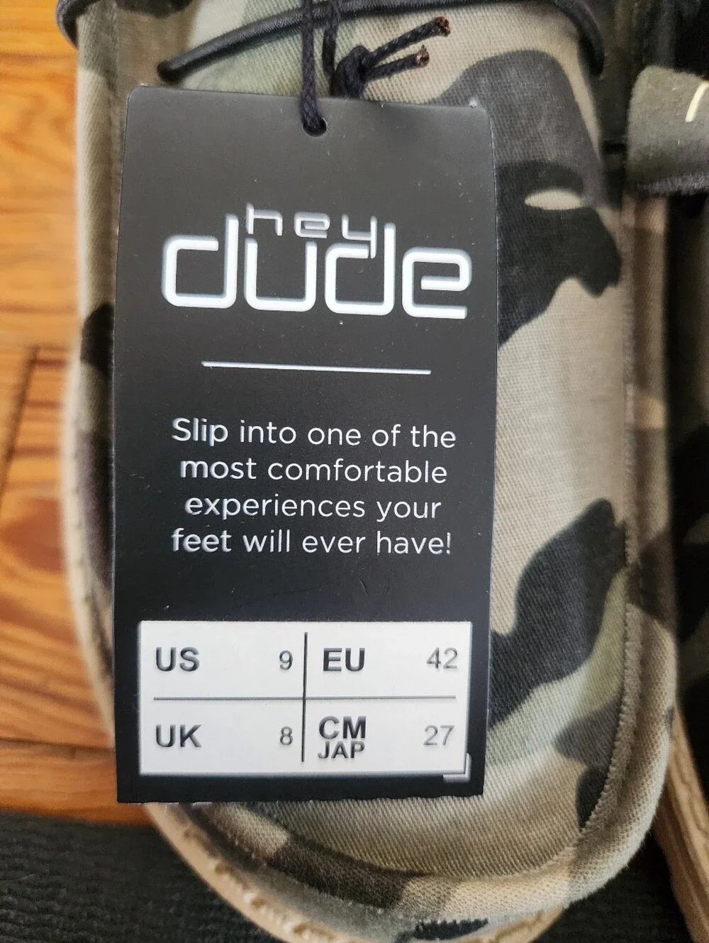 HEYDUDE Men's Wally Canvas Camo Shoes, Size 9 NIB